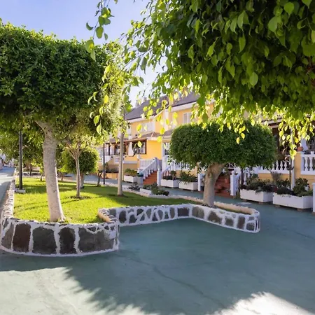 Apartmán Arona Camison