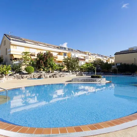 Arona Camison Apartmán